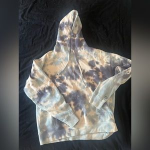Zine tie-dye pull over hoodie